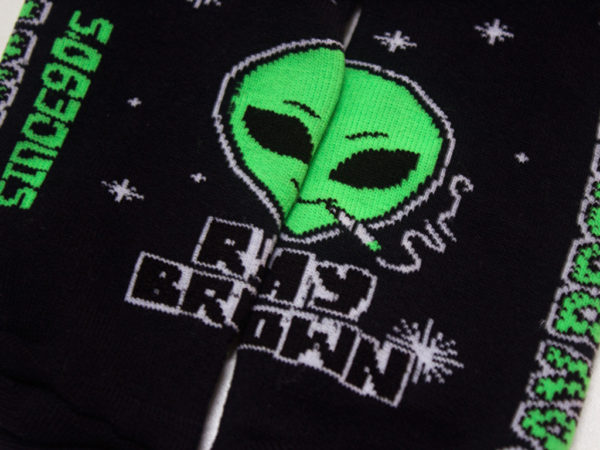 Meia Et Brisado Cannabis Alien Preta Ray Brown
