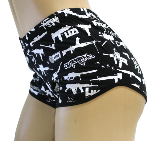 Short Feminino Armas Fúzil Preto Branco