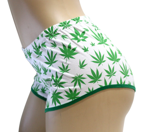 Short Cannabis Branco e Verde